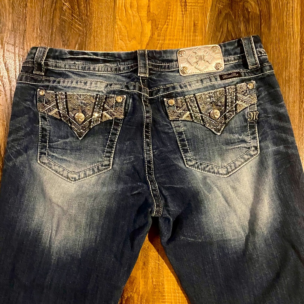 Miss Me Jeans, easy boot, size 34, inseam 33
